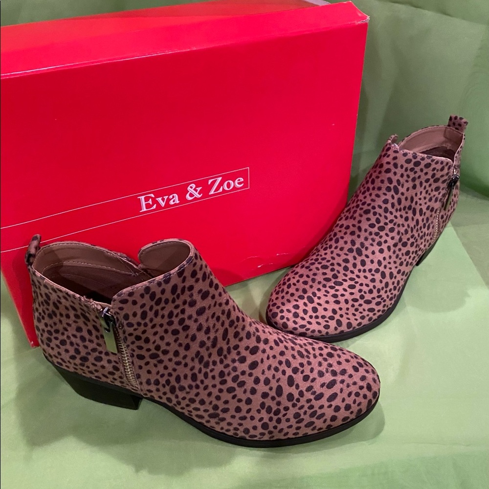 Cheetah print ankle booties